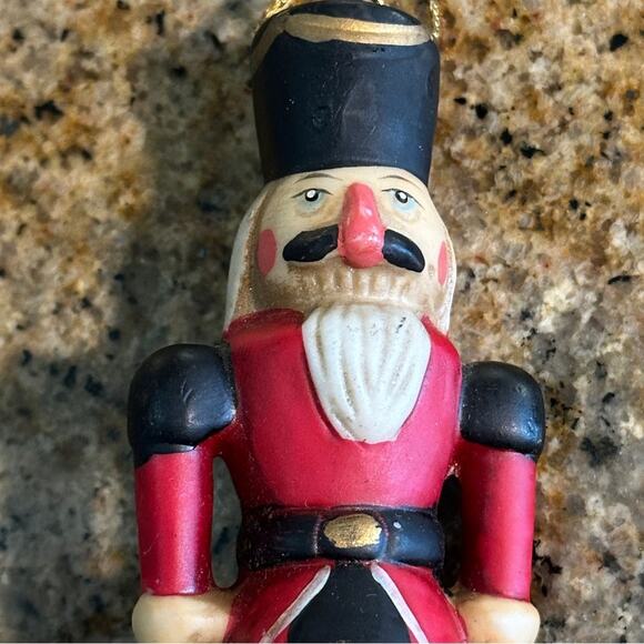 Vtg ceramic nutcracker ornament - Picture 2 of 4